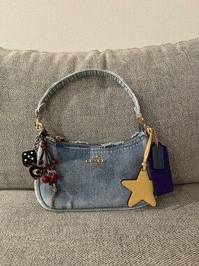 NWT Coach Teri Shoulder Bag In Loved Denim With Charms cdy76